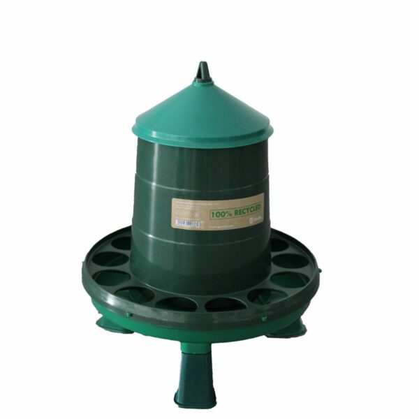 RECYCLED PLASTIC POULTRY FEEDER 2 KG. WITH LEGS