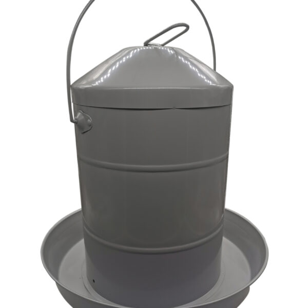 PAINTED METAL POULTRY DRINKER 12 L.