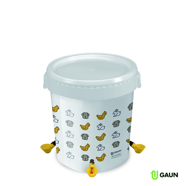 WATERING BUCKET WITH DRINKING CUP-32 L